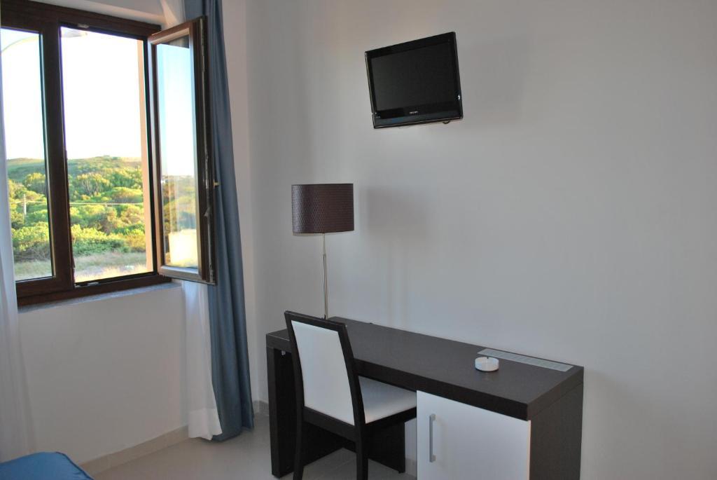 Buddi Hotel Platamona Bilik gambar