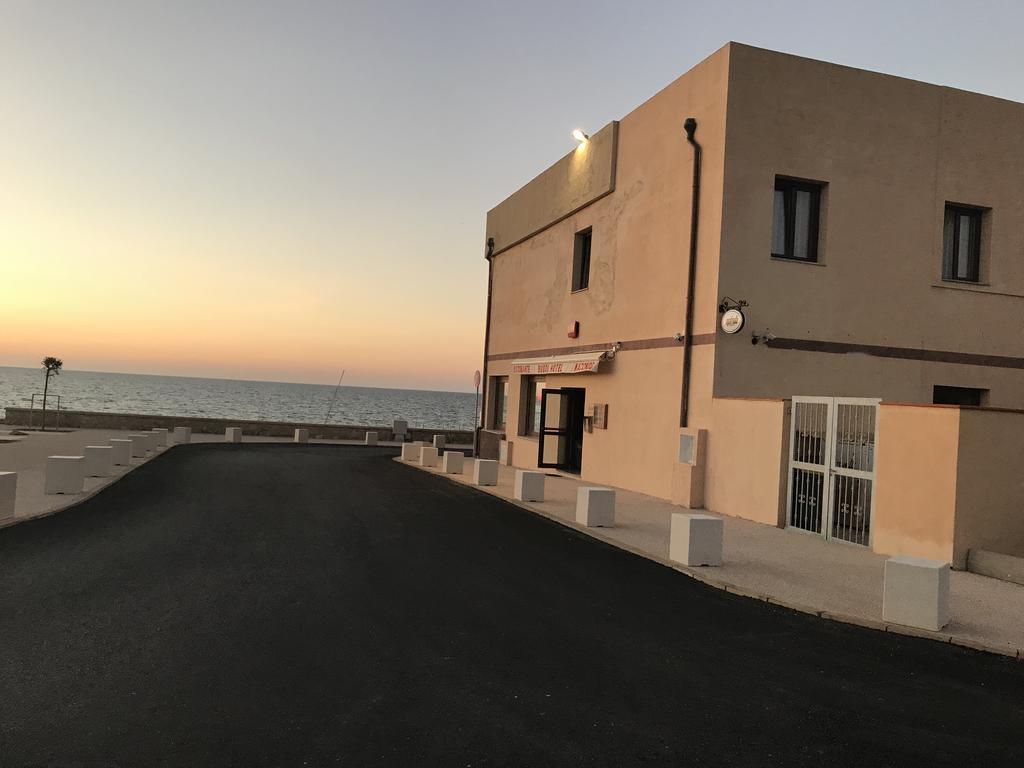 Buddi Hotel Platamona Luaran gambar