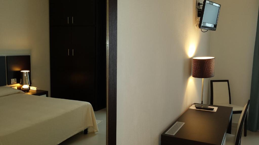 Buddi Hotel Platamona Bilik gambar