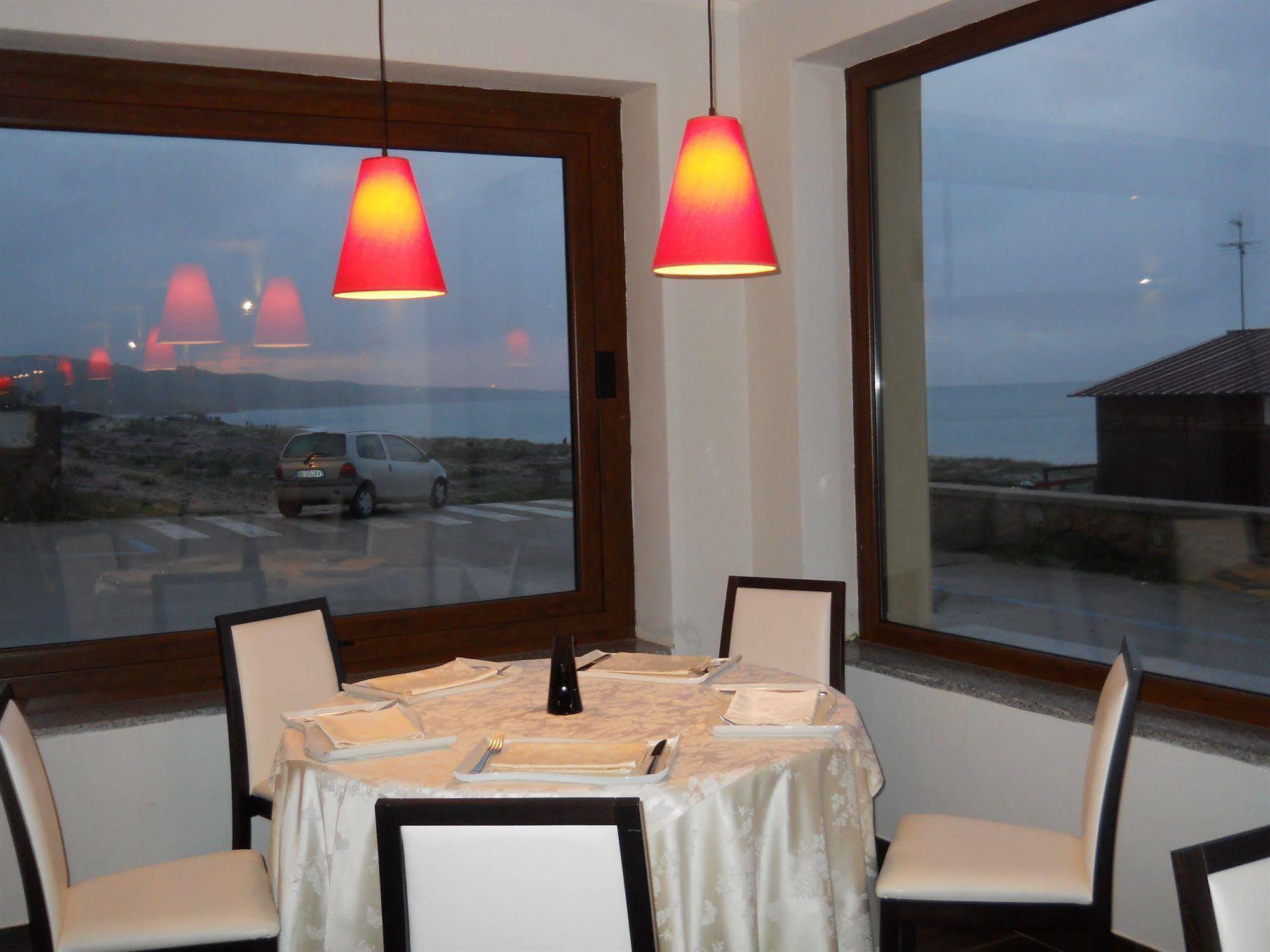 Buddi Hotel Platamona Luaran gambar